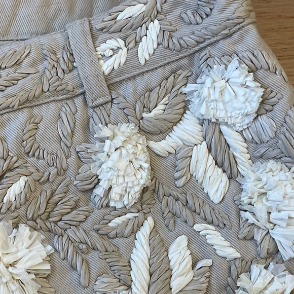 CULT GAIA  MSRP $850  Kian shorts Embroidered Floral Beige Women's Shorts - Picture 3 of 13